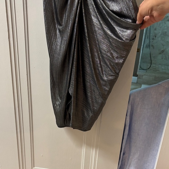 Katie May Metallic Silver Dress - Picture 4 of 9